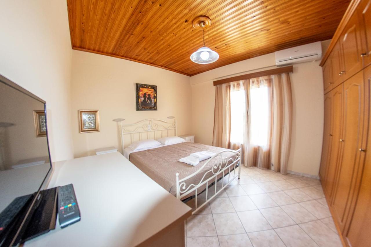 Kapetanios Apartments Agios Stefanos Avliotes  Eksteriør billede