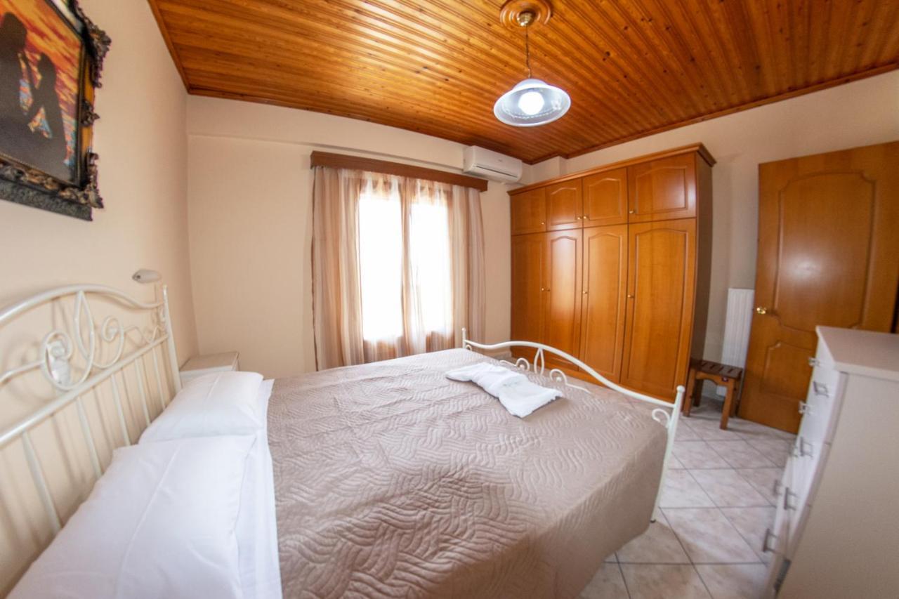 Kapetanios Apartments Agios Stefanos Avliotes  Eksteriør billede
