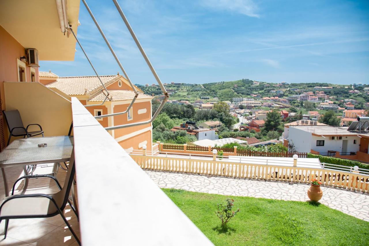 Kapetanios Apartments Agios Stefanos Avliotes  Eksteriør billede