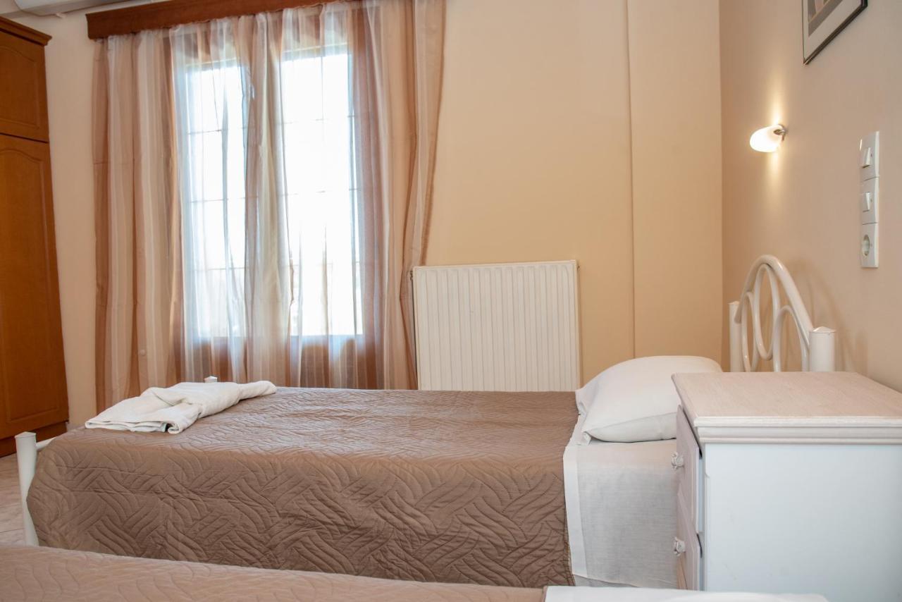 Kapetanios Apartments Agios Stefanos Avliotes  Eksteriør billede
