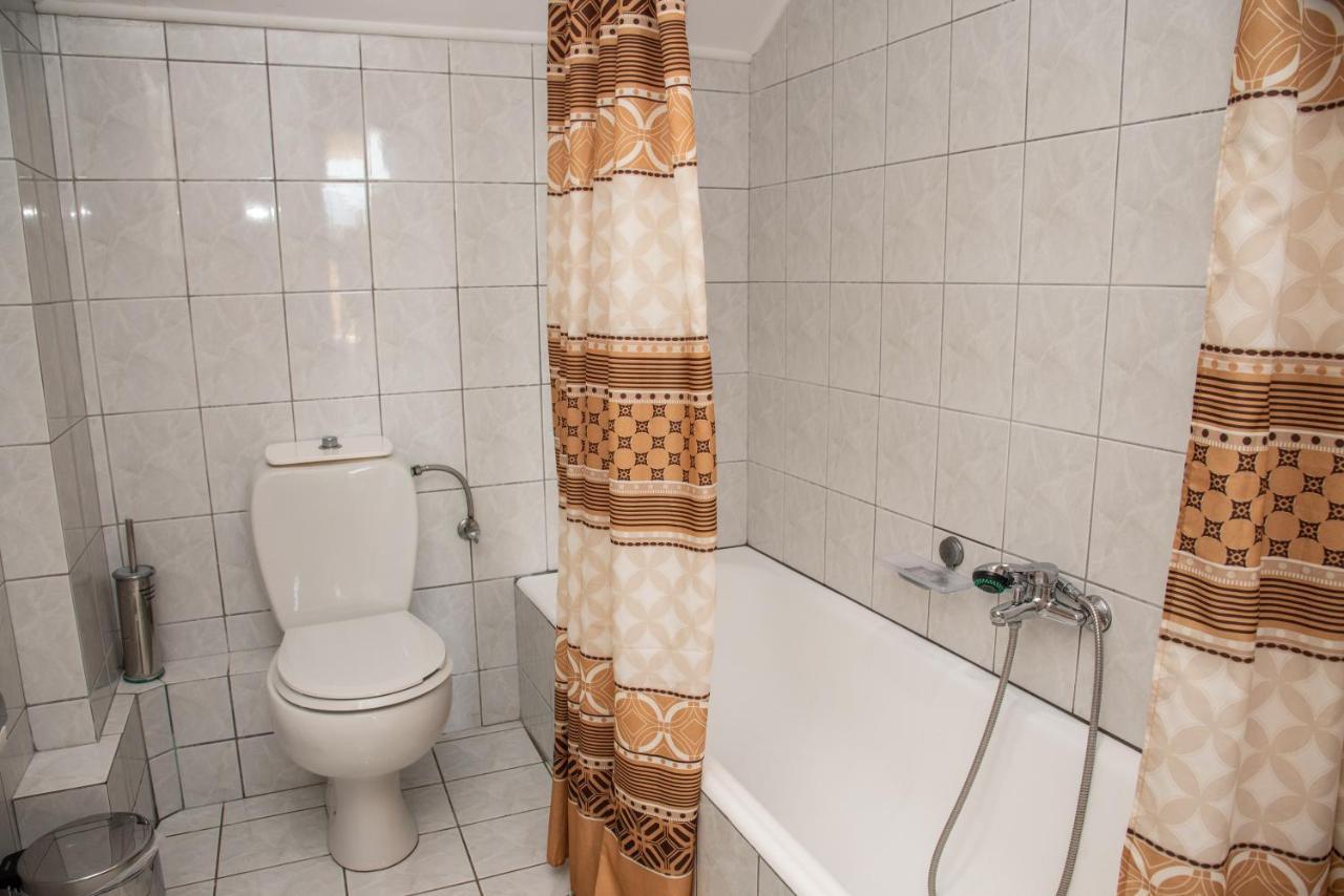 Kapetanios Apartments Agios Stefanos Avliotes  Eksteriør billede