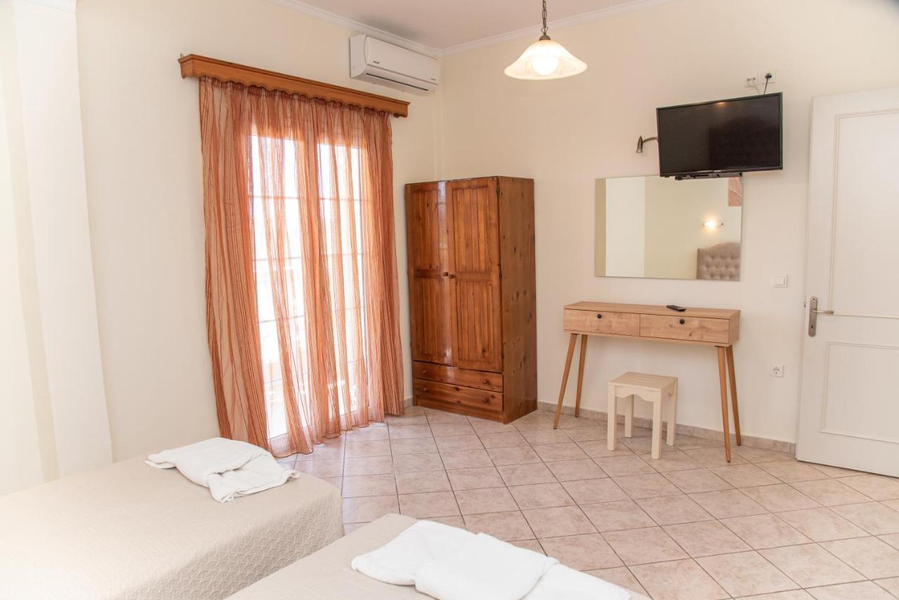 Kapetanios Apartments Agios Stefanos Avliotes  Eksteriør billede